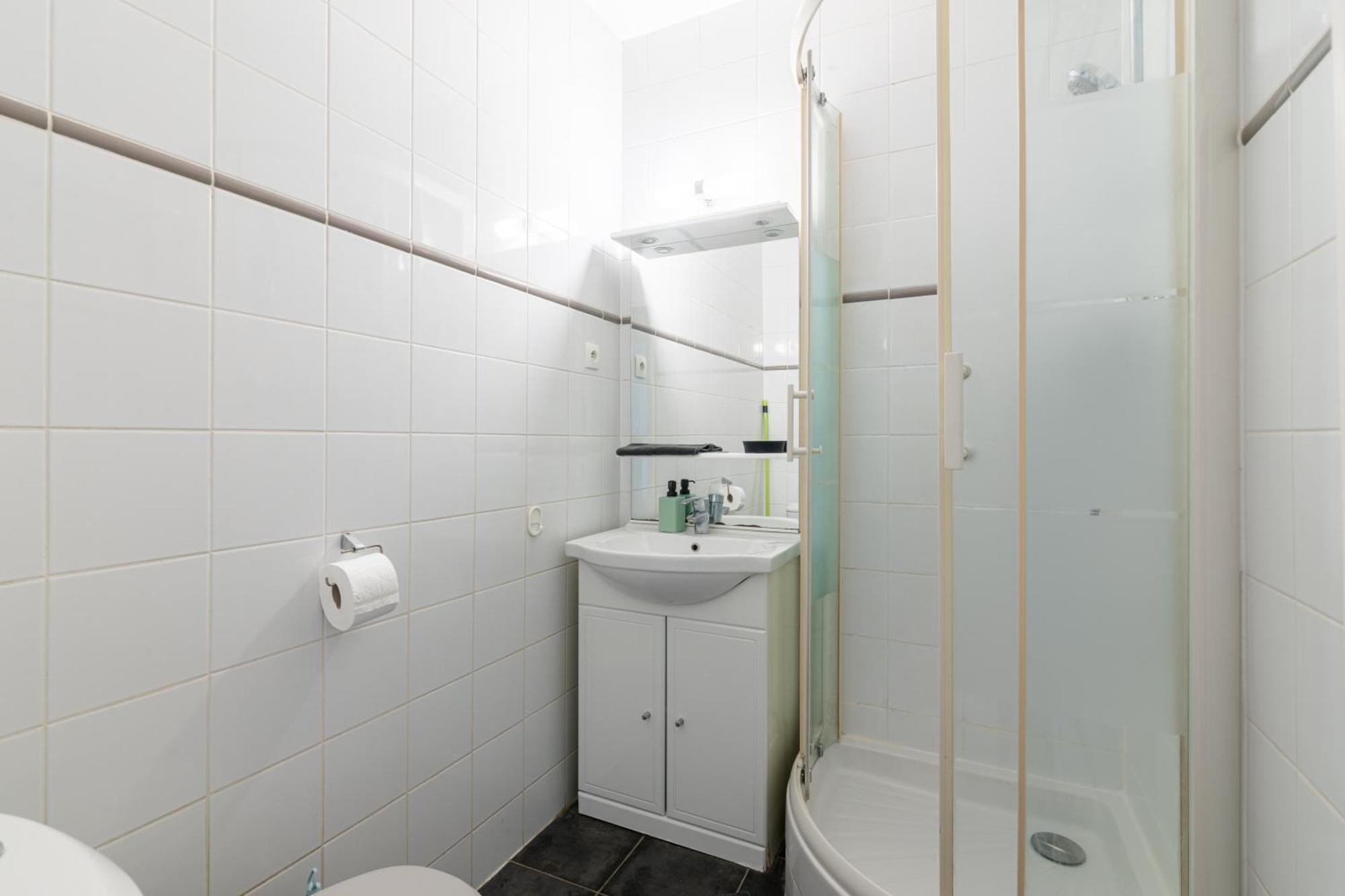 Luxurious 2 Bedroom Tour Eiffel Bourdonnais Free Netflix Paris Bagian luar foto